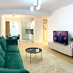 V25appartments Cozy Апартаменти Бухарест
